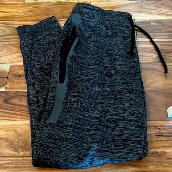 Gray joggers - Picture 3 of 5